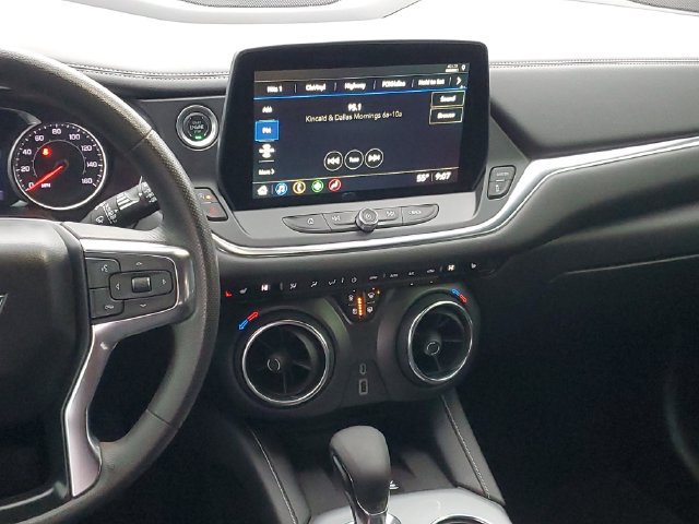 Certified 2025 Chevrolet Blazer LT w/ Convenience Package FWD image 14