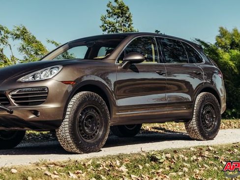 Used 2013 Porsche Cayenne AWD/4WD image 70