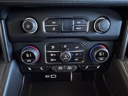 Used 2024 Chevrolet Tahoe LT image 23