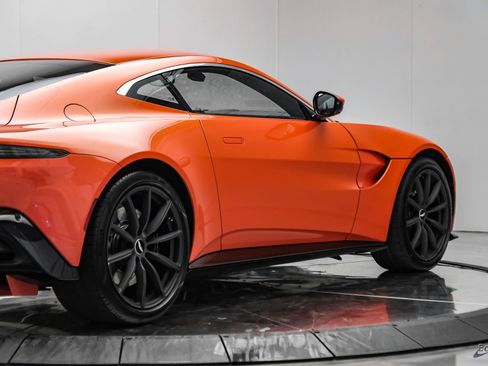 Used 2020 Aston Martin V8 Vantage Coupe RWD image 23