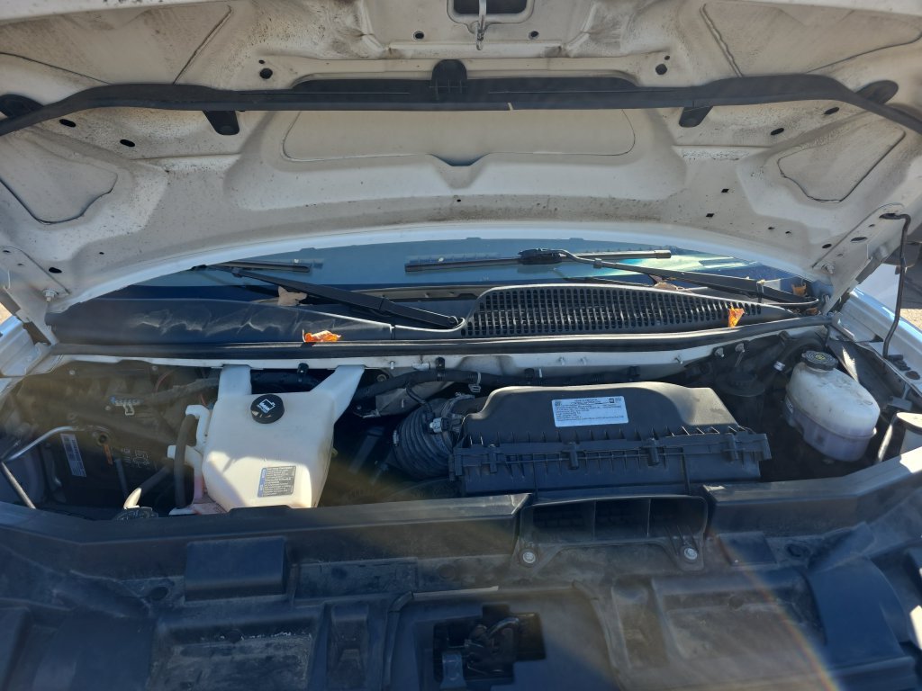 Used 2022 Chevrolet Express 3500 w/ Power Convenience Package RWD image 35