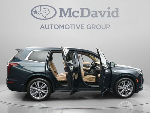 Used 2024 Cadillac XT6 Premium Luxury w/ Platinum Package FWD image 42