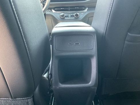 Used 2025 Buick Envista Preferred FWD image 9