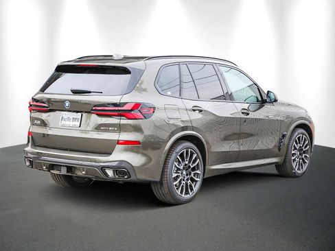 New 2026 BMW X5 xDrive50e w/ M Sport Package image 6