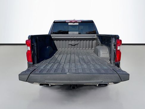 Used 2022 Chevrolet Silverado 1500 LTZ w/ LTZ Premium Package image 13