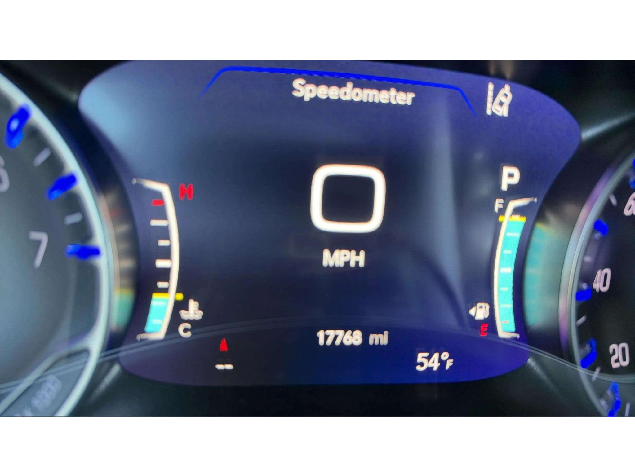 Used 2026 Chrysler Pacifica Select FWD image 18
