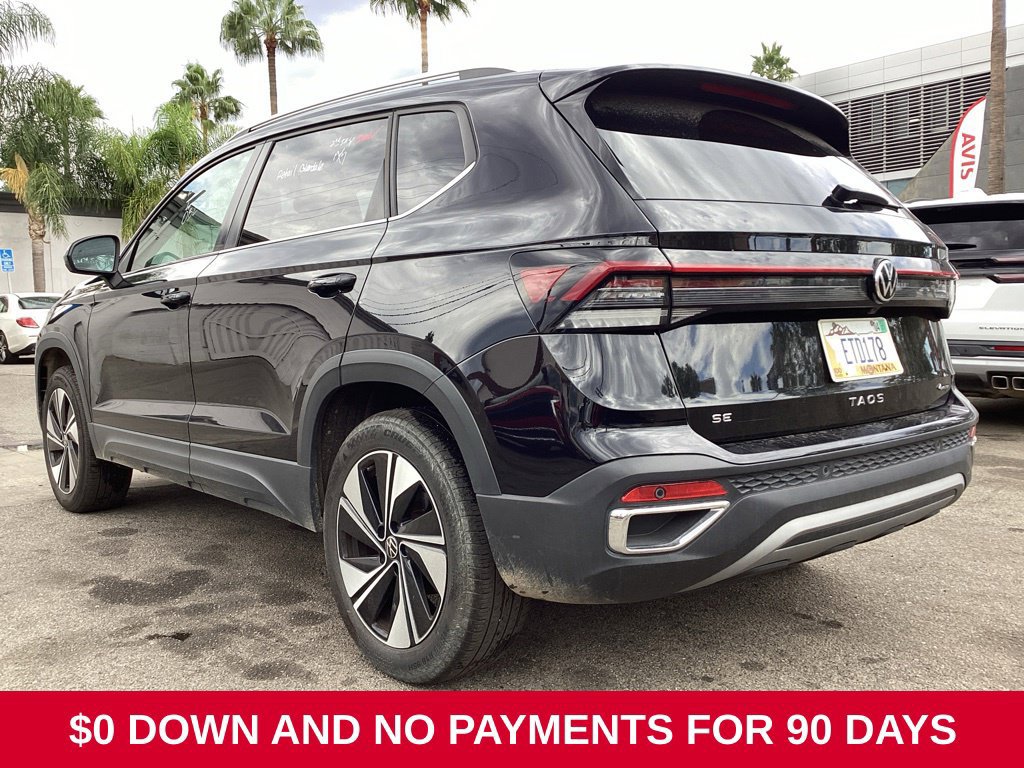 Used 2025 Volkswagen Taos SE AWD/4WD image 5