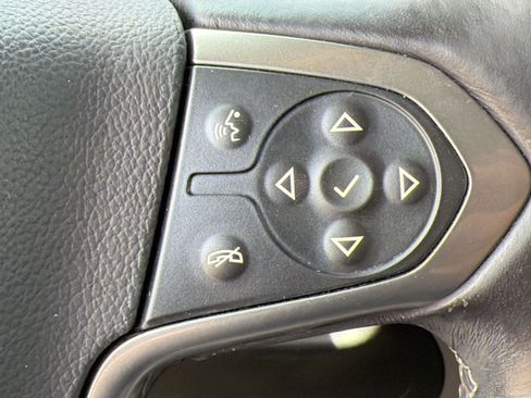 Used 2016 Chevrolet Suburban LS w/ Enhanced Driver Alert Package image 22