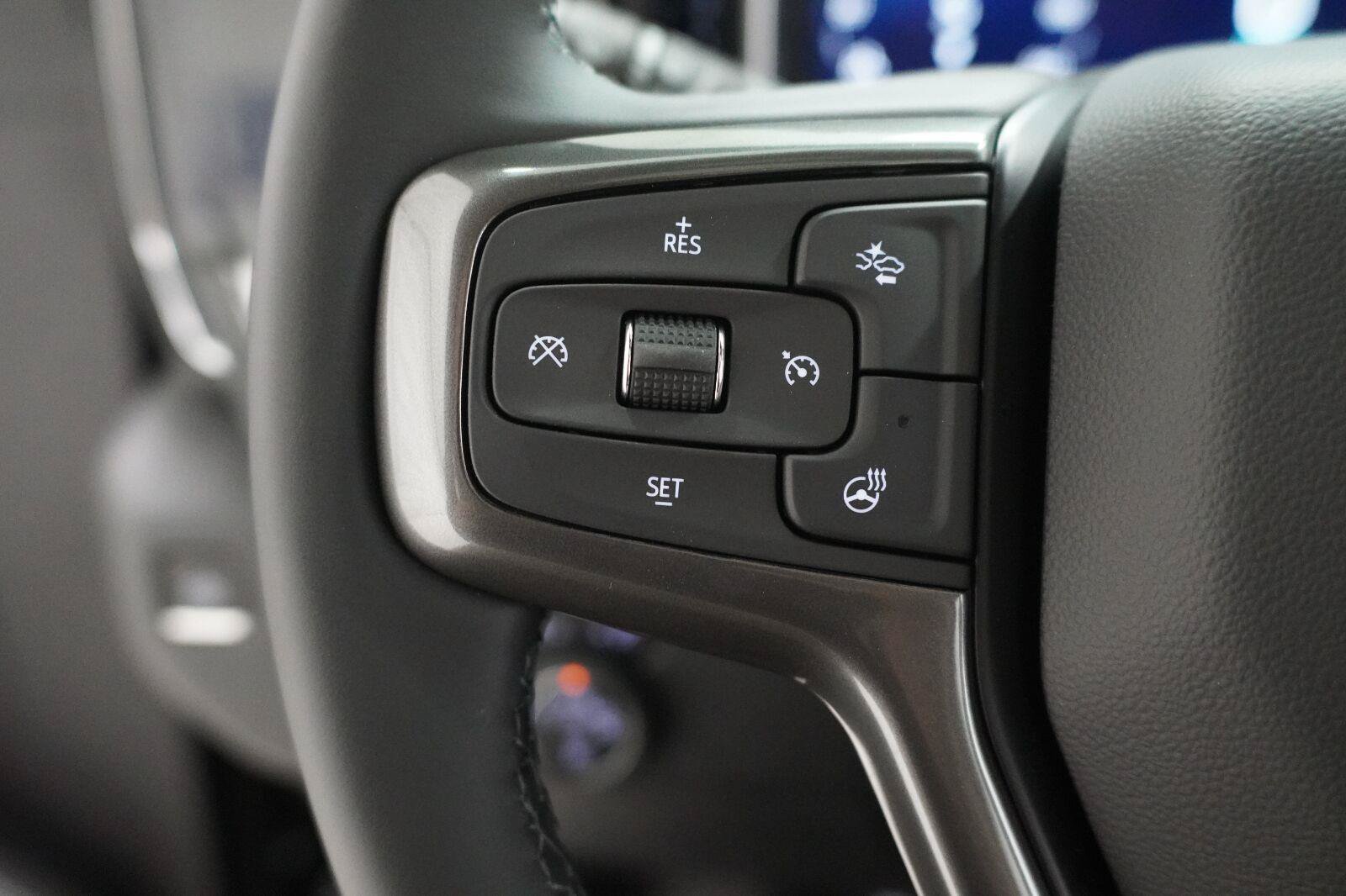 New 2026 Chevrolet Silverado 2500 High Country w/ High Country Premium Package AWD/4WD image 9