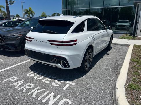 Used 2023 Genesis GV70 2.5T w/ Select Package AWD/4WD image 6