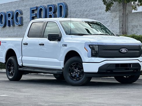 New 2025 Ford F150 Lightning XLT image 2
