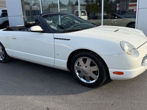 Used 2003 Ford Thunderbird RWD image 22