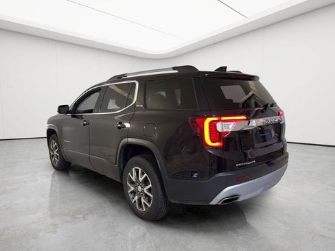 Used 2023 GMC Acadia SLE w/ Driver Convenience Package FWD image 4