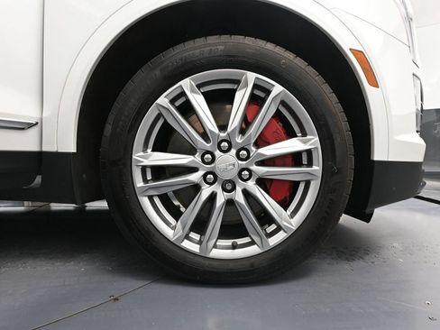 Used 2023 Cadillac XT5 Sportv AWD/4WD image 16