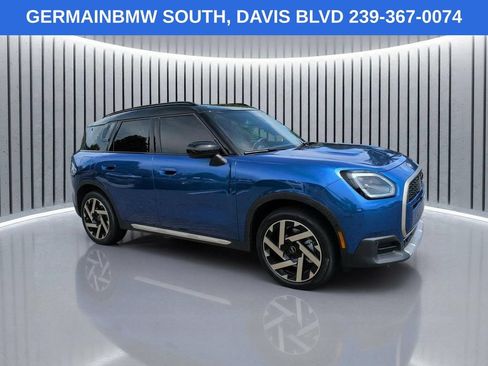 Used 2025 MINI Cooper Countryman S w/ Comfort Package Max AWD/4WD image 3
