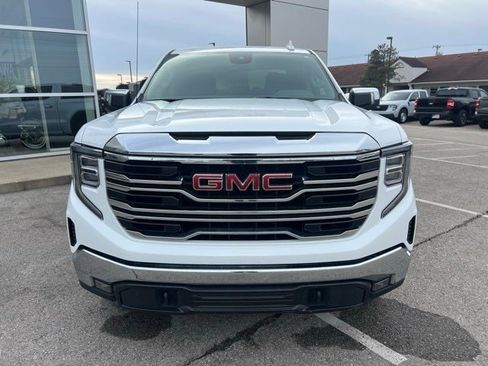 Used 2025 GMC Sierra 1500 SLT image 10