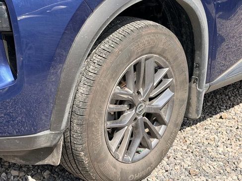 Used 2023 Nissan Rogue S image 12