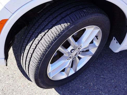 Certified 2025 Dodge Durango GT AWD/4WD image 13