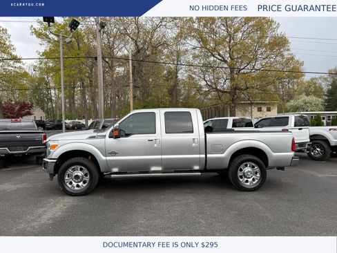 Used 2013 Ford F250 Lariat w/ Lariat Ultimate Pkg AWD/4WD image 2