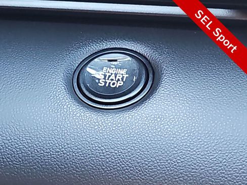 Used 2025 Hyundai Elantra Sport FWD image 24