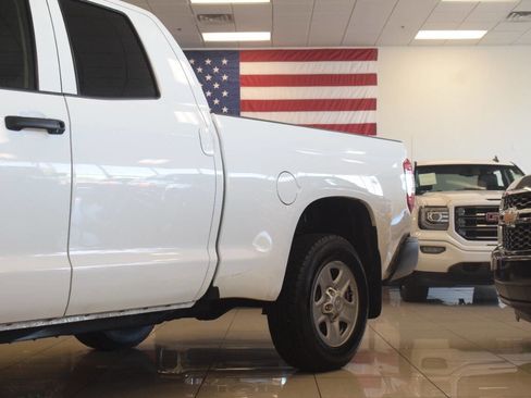 Used 2016 Toyota Tundra SR AWD/4WD image 14