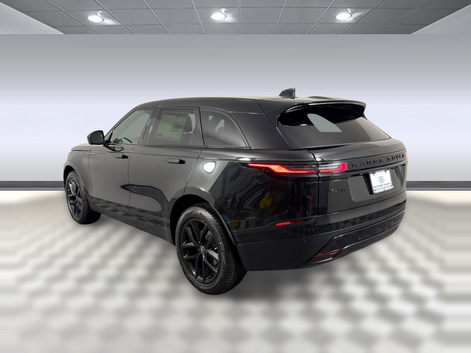 Used 2026 Land Rover Range Rover Velar S AWD/4WD image 3