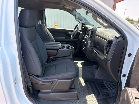 Used 2025 Chevrolet Silverado 1500 W/T RWD image 13