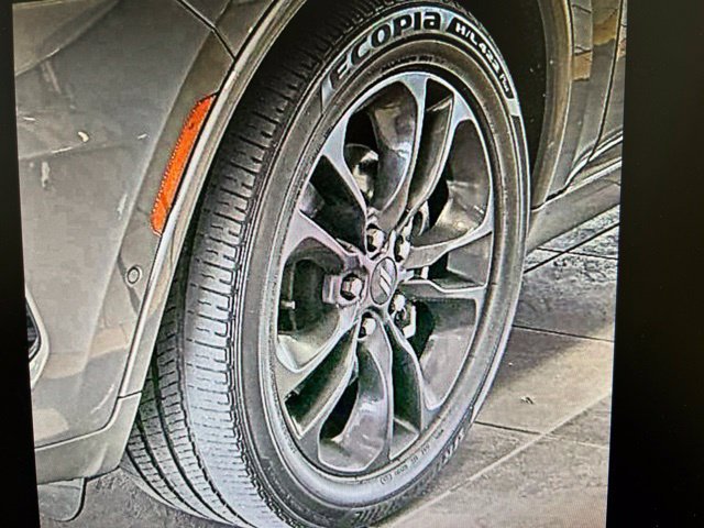Used 2024 Dodge Durango R/T w/ Blacktop Package RWD image 8