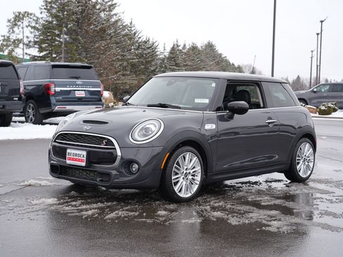 Used 2020 MINI Cooper S image 7