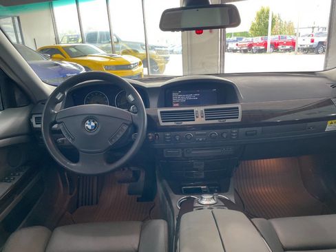 Used 2003 BMW 745Li image 20