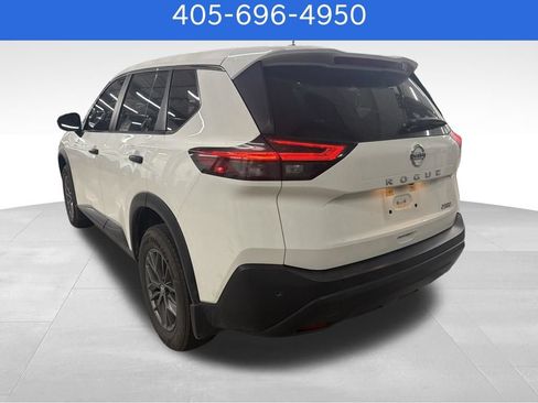 Used 2021 Nissan Rogue S FWD image 4