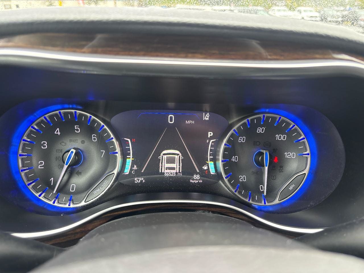 Used 2023 Chrysler Pacifica Limited FWD image 18