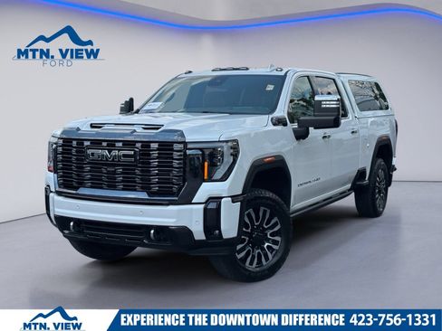 Used 2024 GMC Sierra 2500 Denali Ultimate w/ Max Trailering Package AWD/4WD image 1