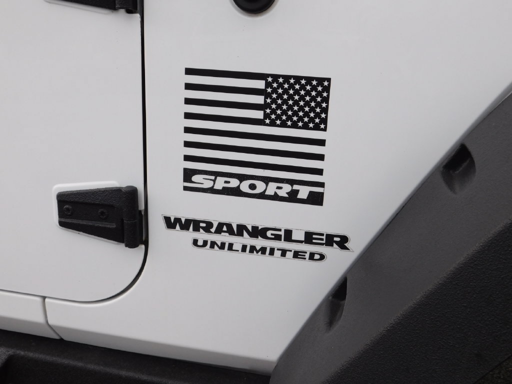 Used 2015 Jeep Wrangler Unlimited Sport w/ Quick Order Package 24S AWD/4WD image 12