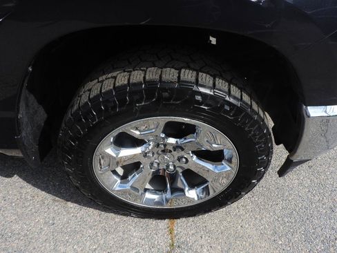 Used 2021 RAM 1500 Big Horn AWD/4WD image 17