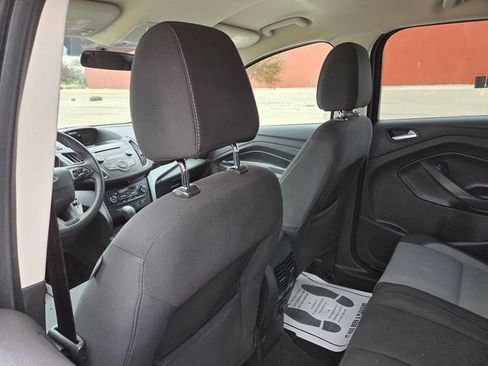 Used 2017 Ford Escape SE AWD/4WD image 42
