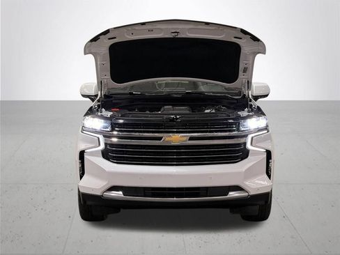 Used 2023 Chevrolet Suburban LT w/ Max Trailering Package AWD/4WD image 5