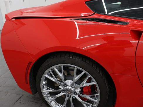 Used 2015 Chevrolet Corvette Stingray Coupe w/ 3LT Preferred Equipment Group RWD image 22