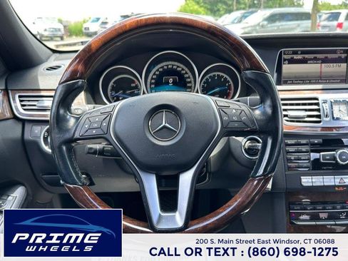Used 2014 Mercedes-Benz E 350 4MATIC Sedan image 20