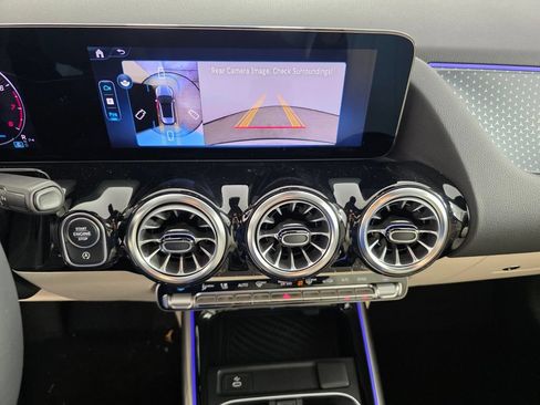 New 2026 Mercedes-Benz GLA 250 4MATIC image 14
