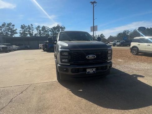 New 2026 Ford F250 XL w/ STX Appearance Package AWD/4WD image 9