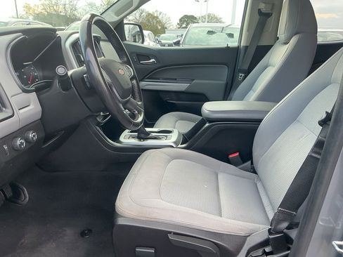 Used 2020 Chevrolet Colorado LT w/ Safety Package image 8