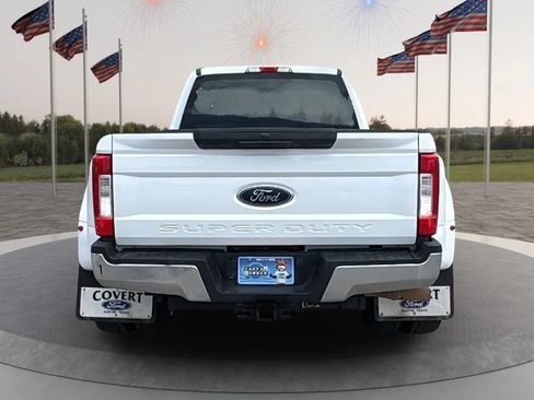 Used 2017 Ford F450 XL w/ Power Equipment Group AWD/4WD image 4