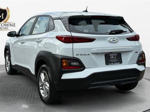 Used 2021 Hyundai Kona SE AWD/4WD image 3