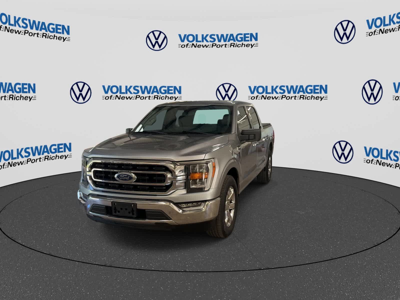 Used 2022 Ford F150 XLT w/ Equipment Group 302A High RWD image 3
