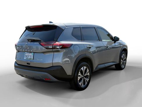 Used 2023 Nissan Rogue SV AWD/4WD image 5