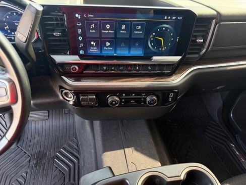 Used 2024 Chevrolet Silverado 2500 LT AWD/4WD image 35