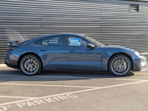 Certified 2025 Porsche Taycan Turbo GT image 8