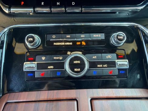 Used 2023 Lincoln Navigator Reserve AWD/4WD image 26