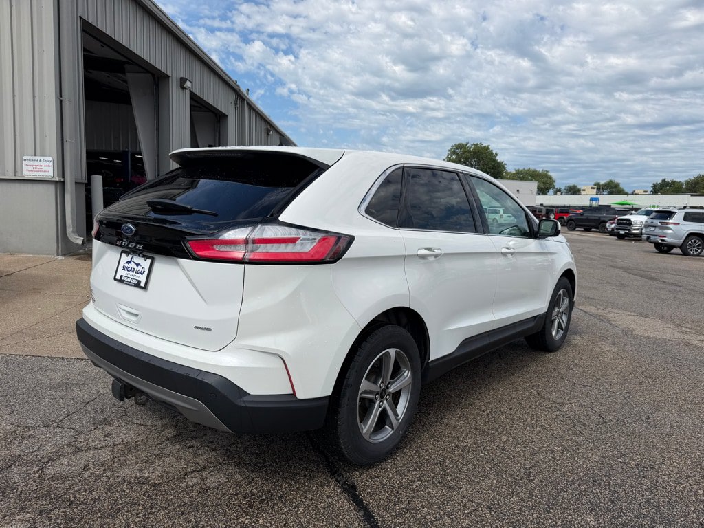 Used 2024 Ford Edge SEL w/ Convenience Package AWD/4WD image 4